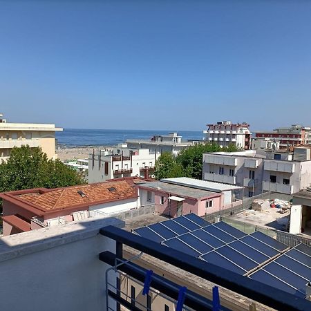 Hotel Christian Rimini Bagian luar foto
