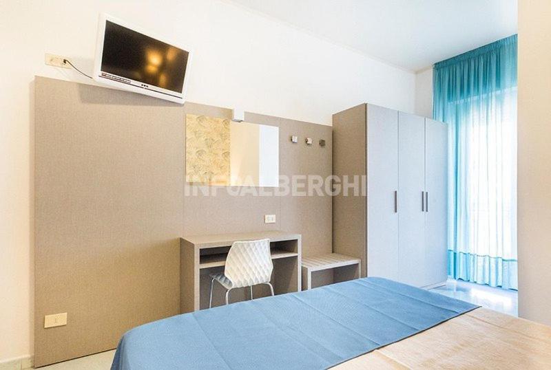 Hotel Christian Rimini Bagian luar foto