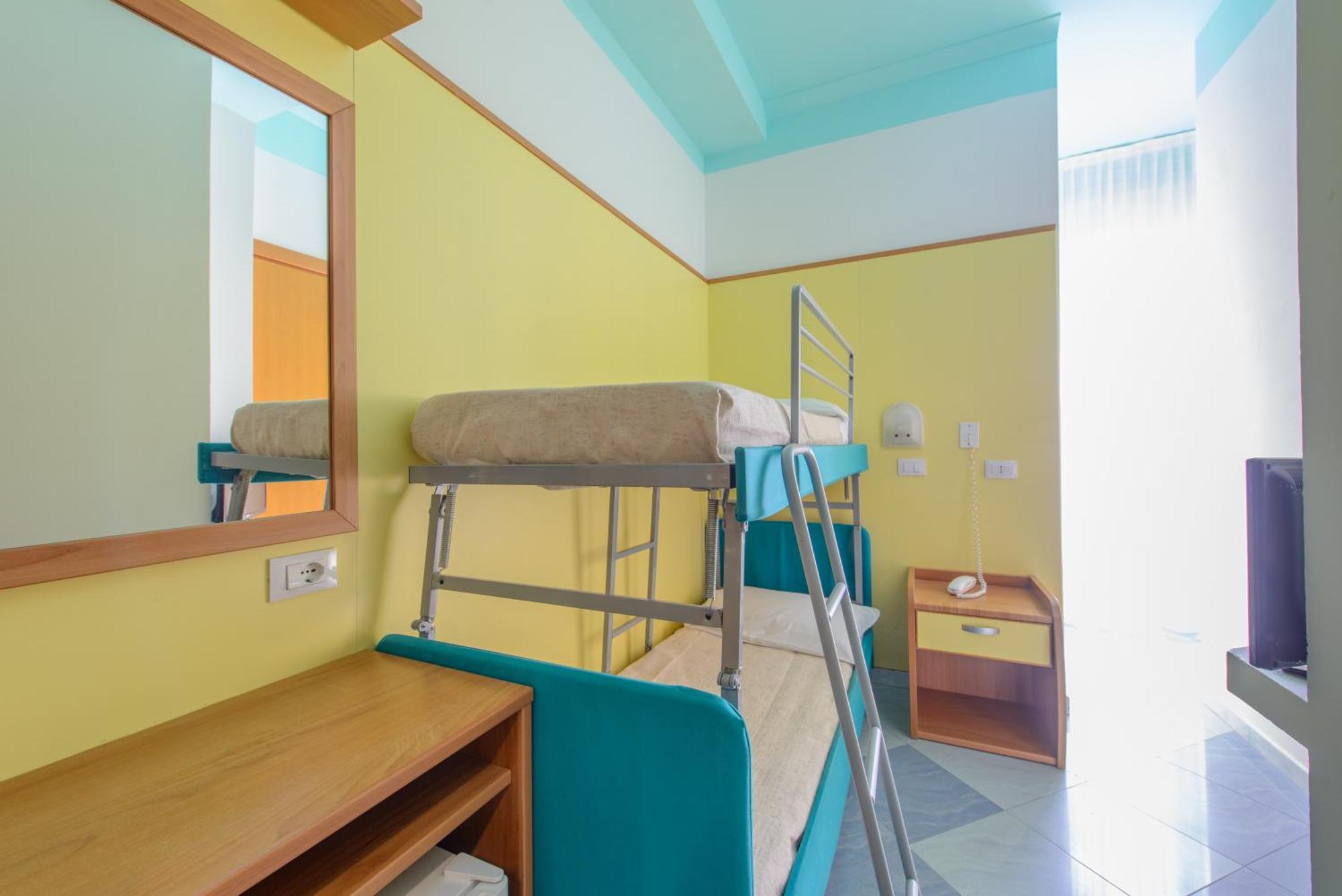Hotel Christian Rimini Bagian luar foto