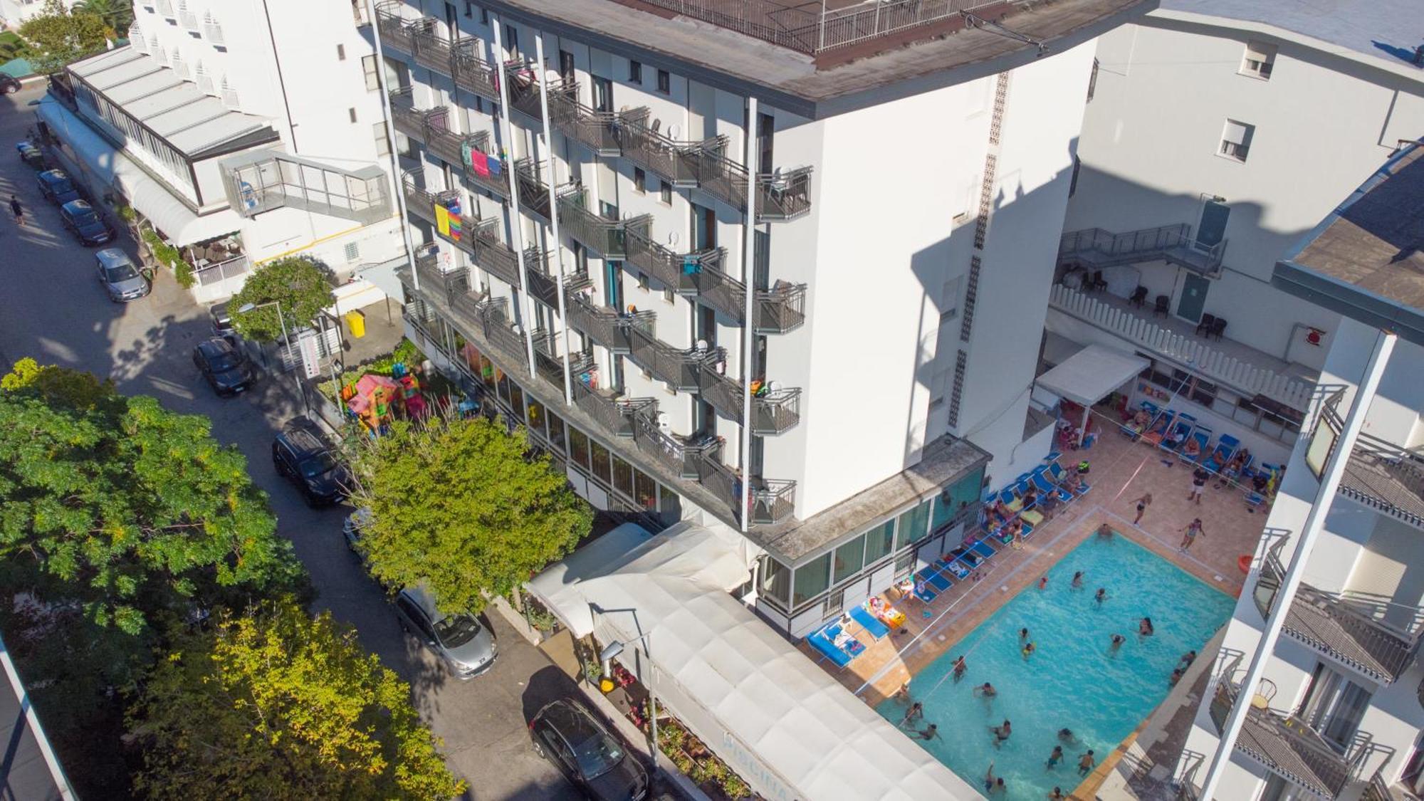 Hotel Christian Rimini Bagian luar foto