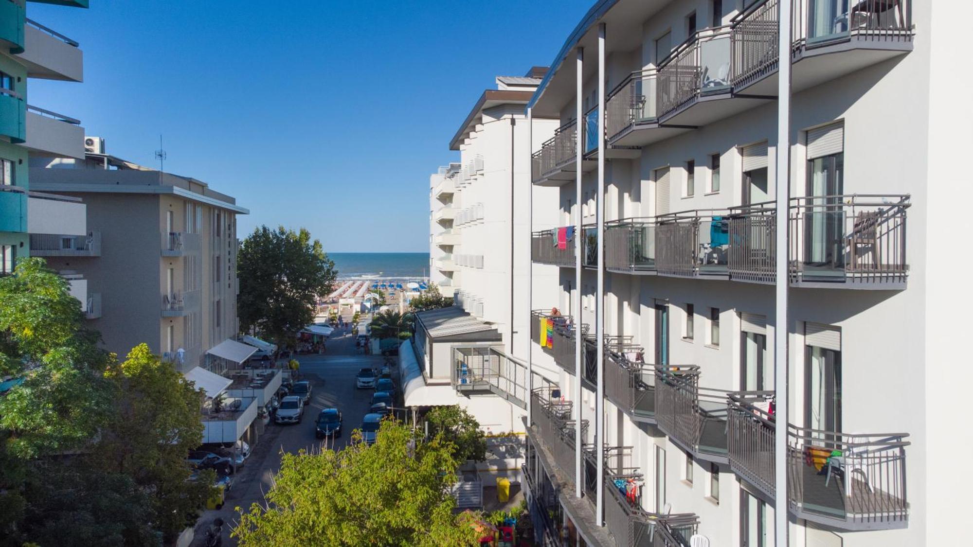 Hotel Christian Rimini Bagian luar foto